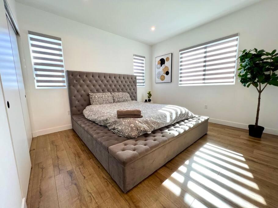 Luxury K-town Dwelling With Private Rooftop Deck. Apartamento
