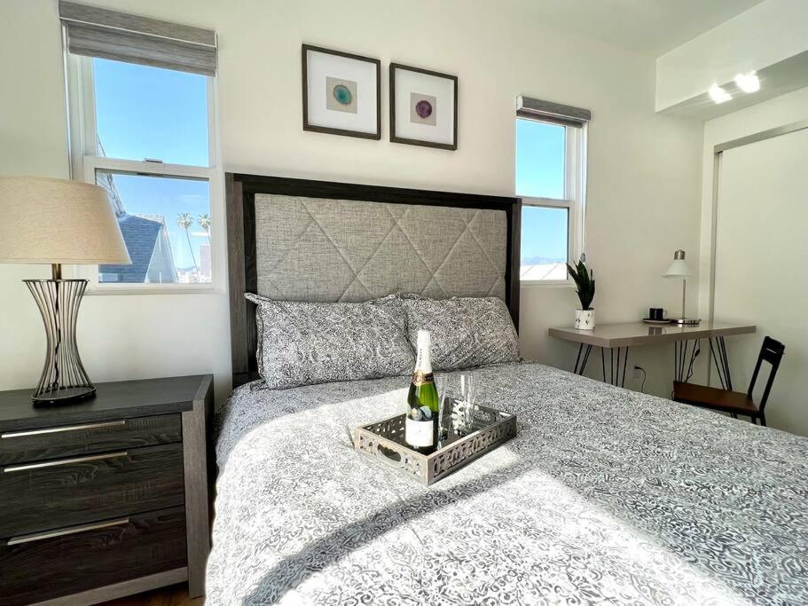 Luxury K-town Dwelling With Private Rooftop Deck. * Los Ángeles