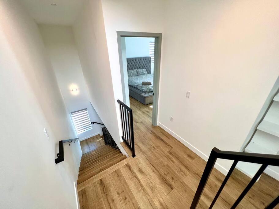 Luxury K-town Dwelling With Private Rooftop Deck. Apartamento *